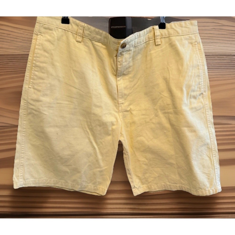 Chaps Golf Shorts Men's 38 Yellow Flat Front Cotton Casual Preppy Classic